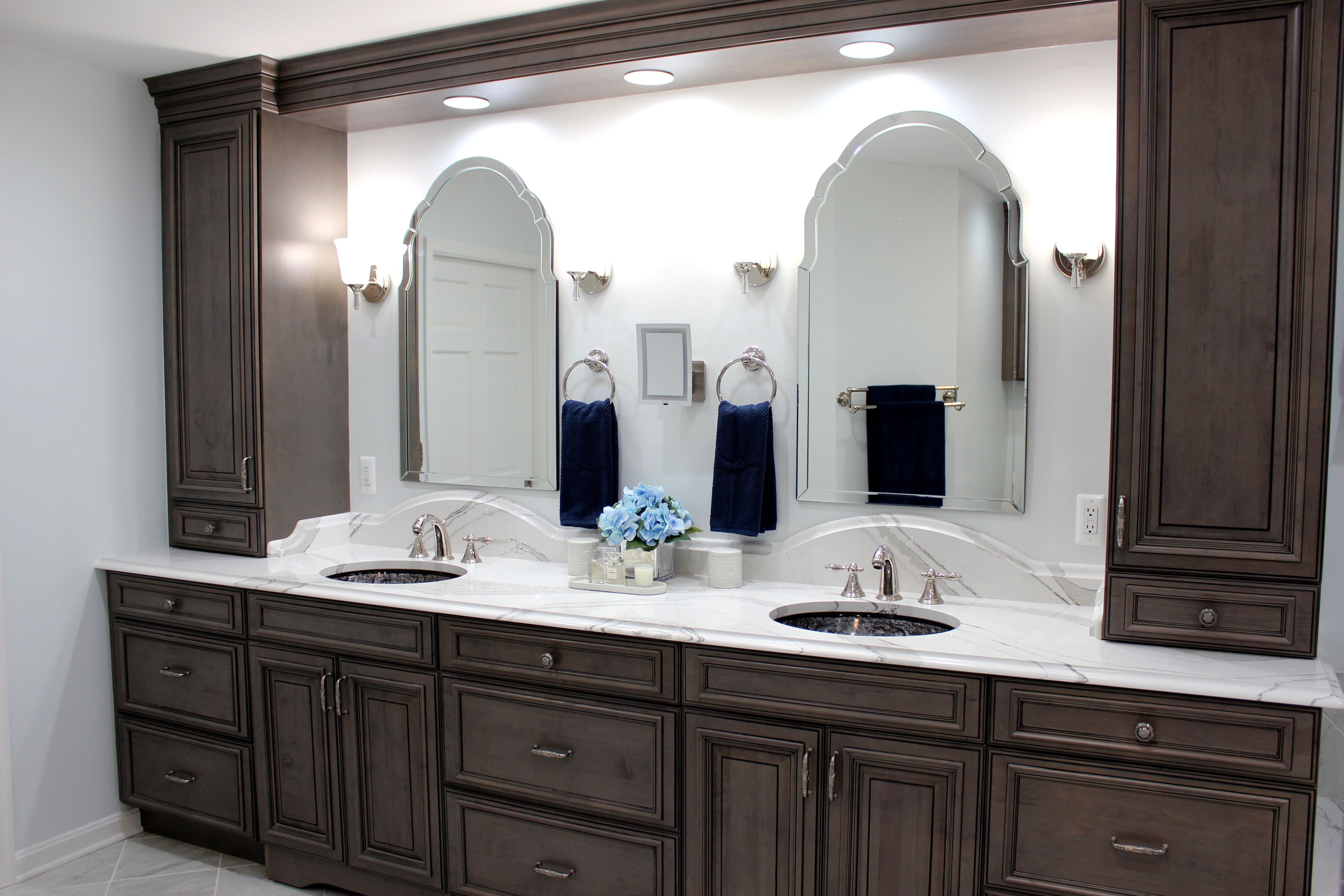 Grandior Kitchens Bathrooms & Closets Design And Remodeling